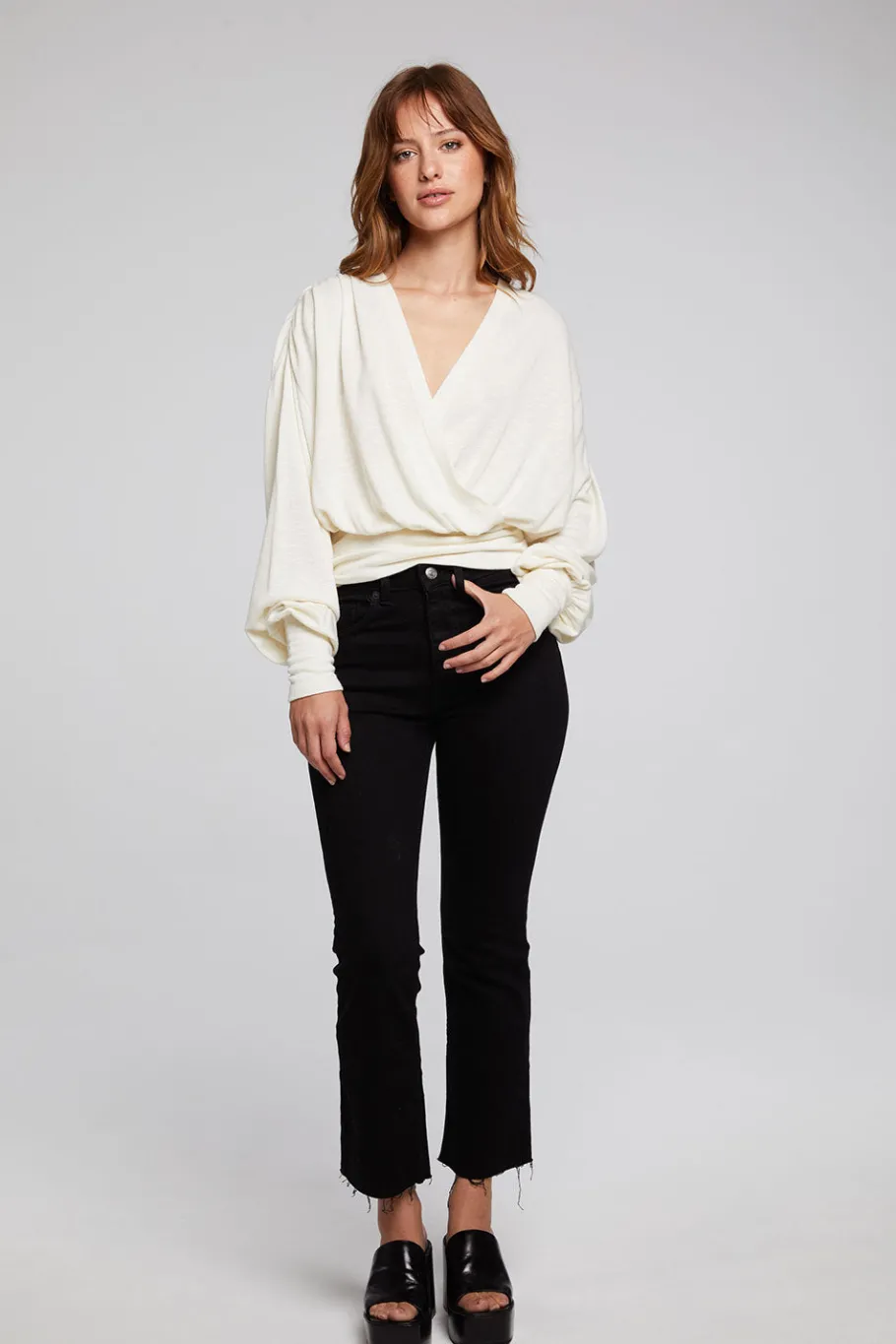 New Chaser Brand City Starry White Blouse