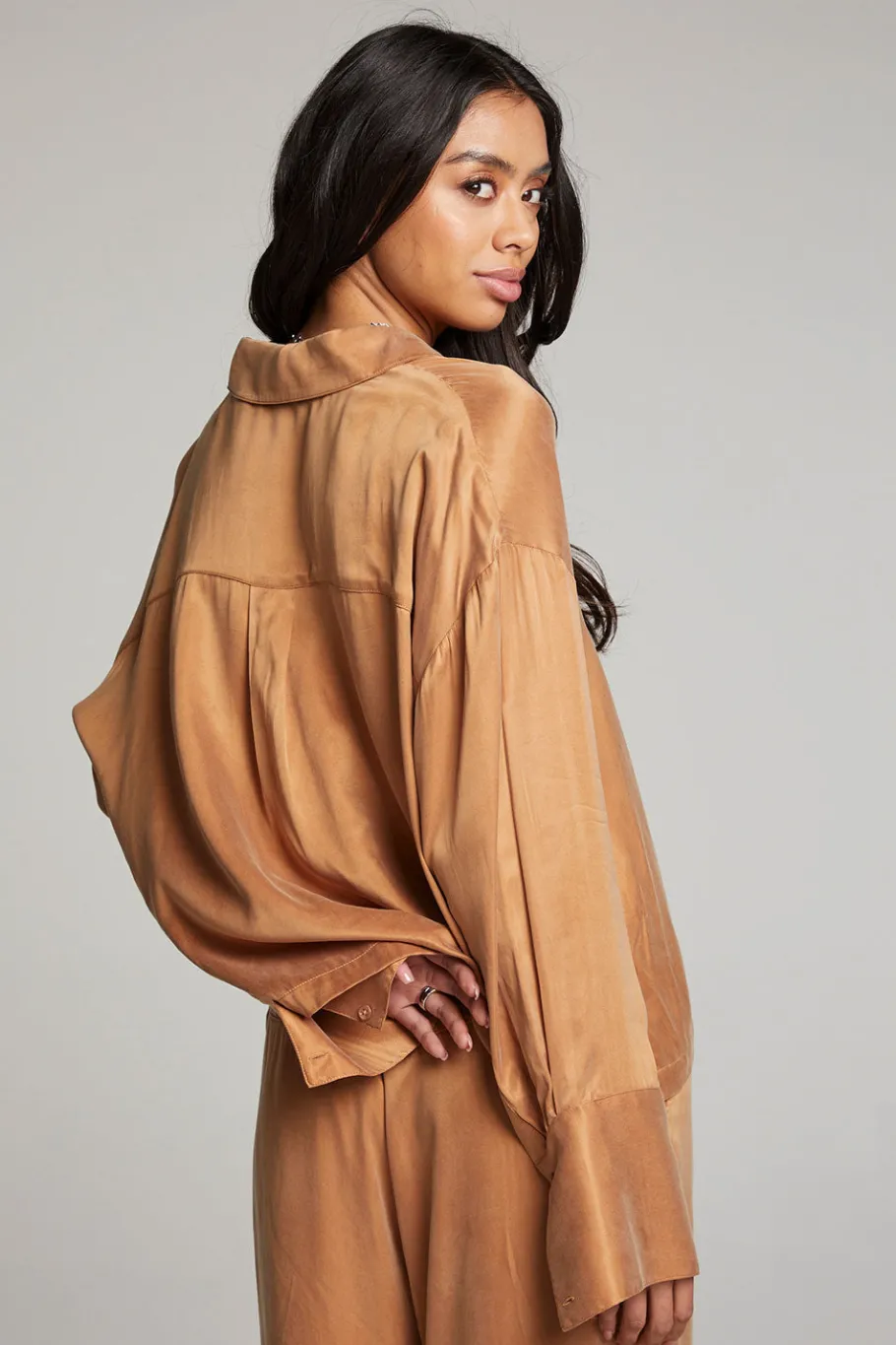 Online Chaser Brand Corall Button Up