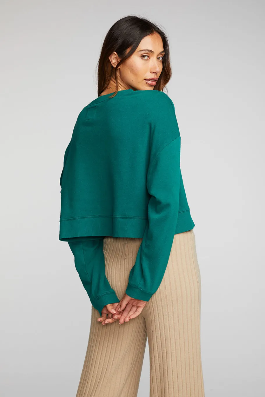 Sale Chaser Brand Cotton Fleece Cropped Crewneck Pullover With Rib