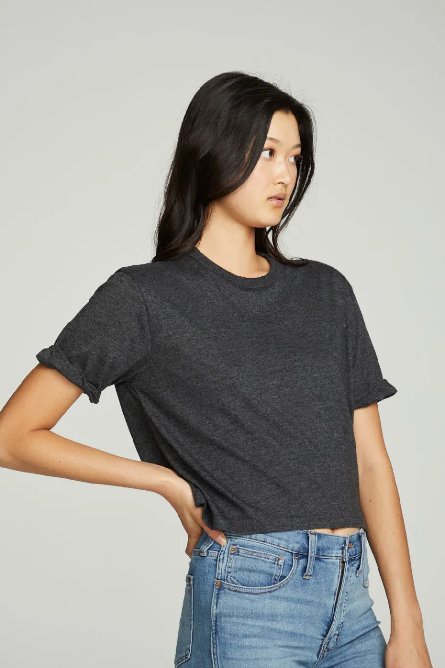 Best Sale Chaser Brand Cropped Crew Neck Short Sleeve Tee