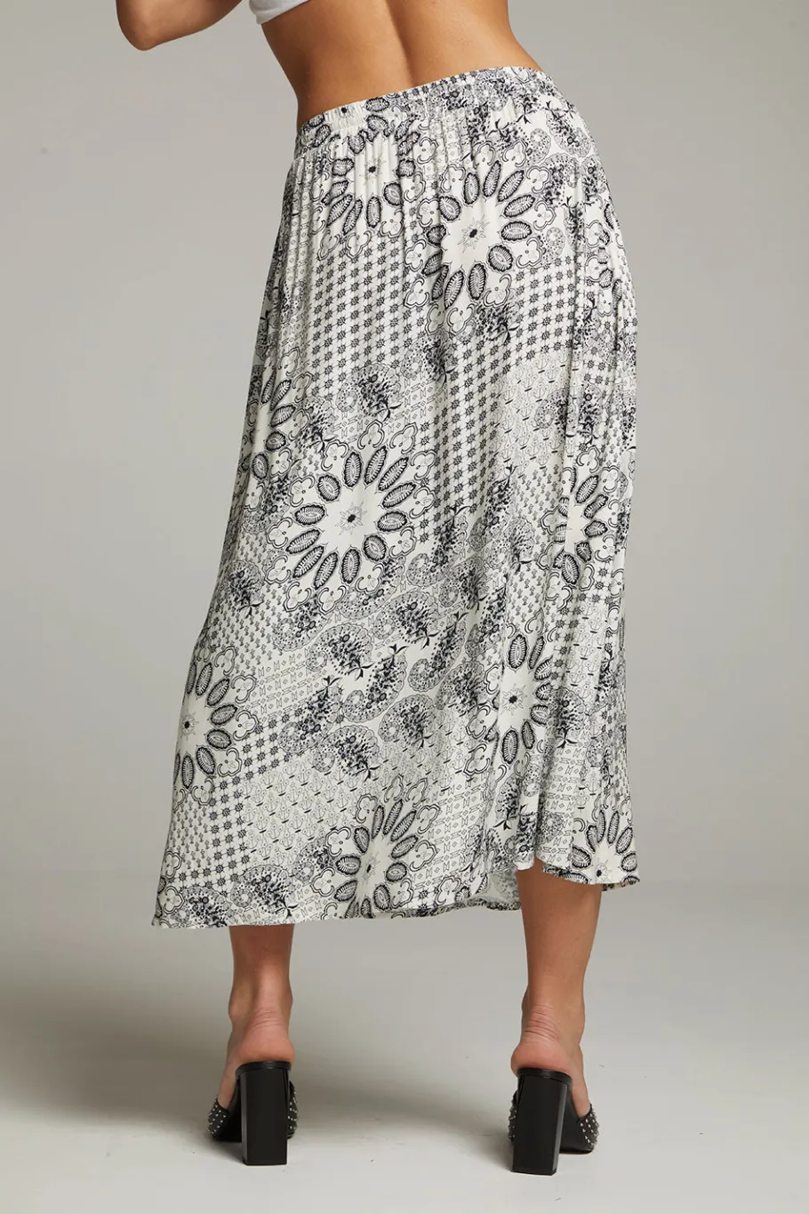 Flash Sale Chaser Brand Darby Paisley Bandana Midi Skirt