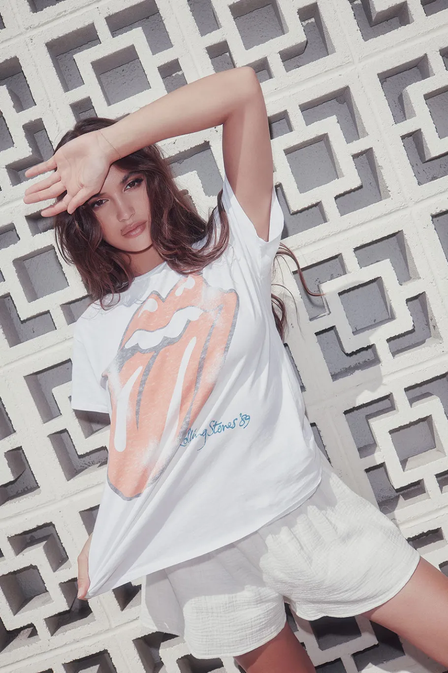 Outlet Chaser Brand Electra White Short