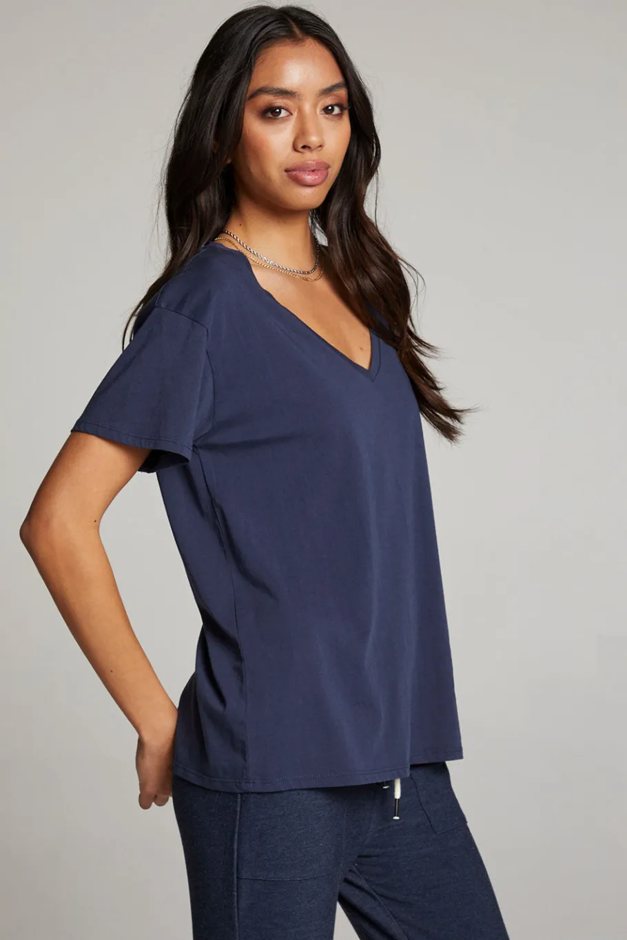 Store Chaser Brand Everyday Essential Canopy V Neck Tee