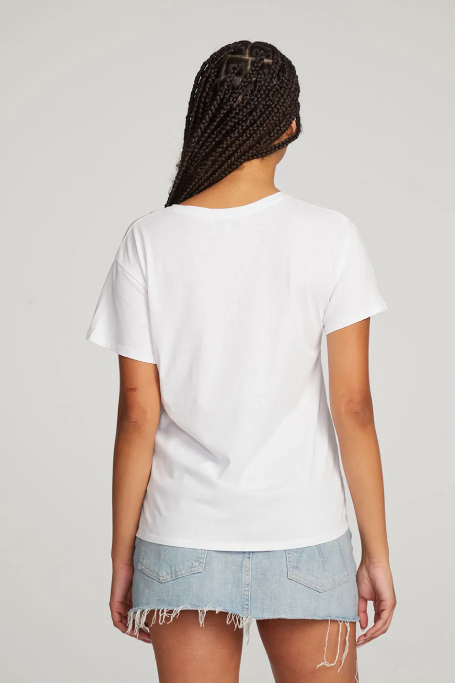 Flash Sale Chaser Brand Everyday Essential White V-neck Tee