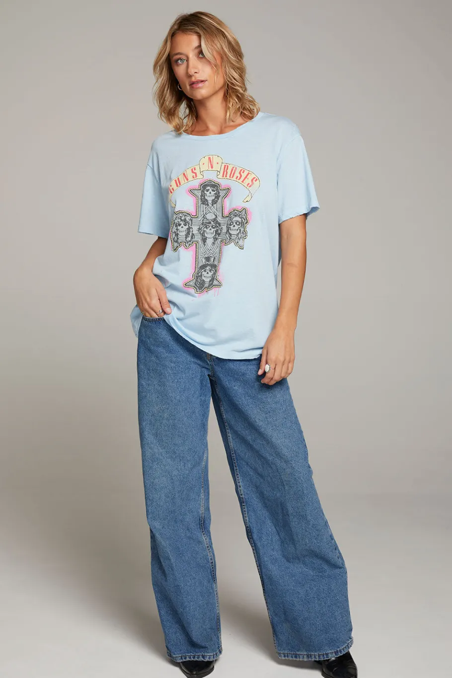 Discount Chaser Brand Guns N' Roses Skull Cross Tee