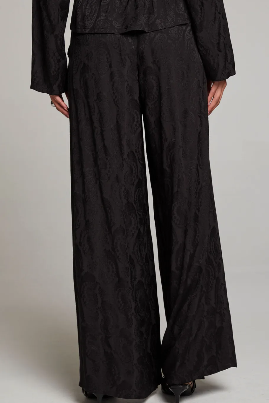 Online Chaser Brand Journey Licorice Pant