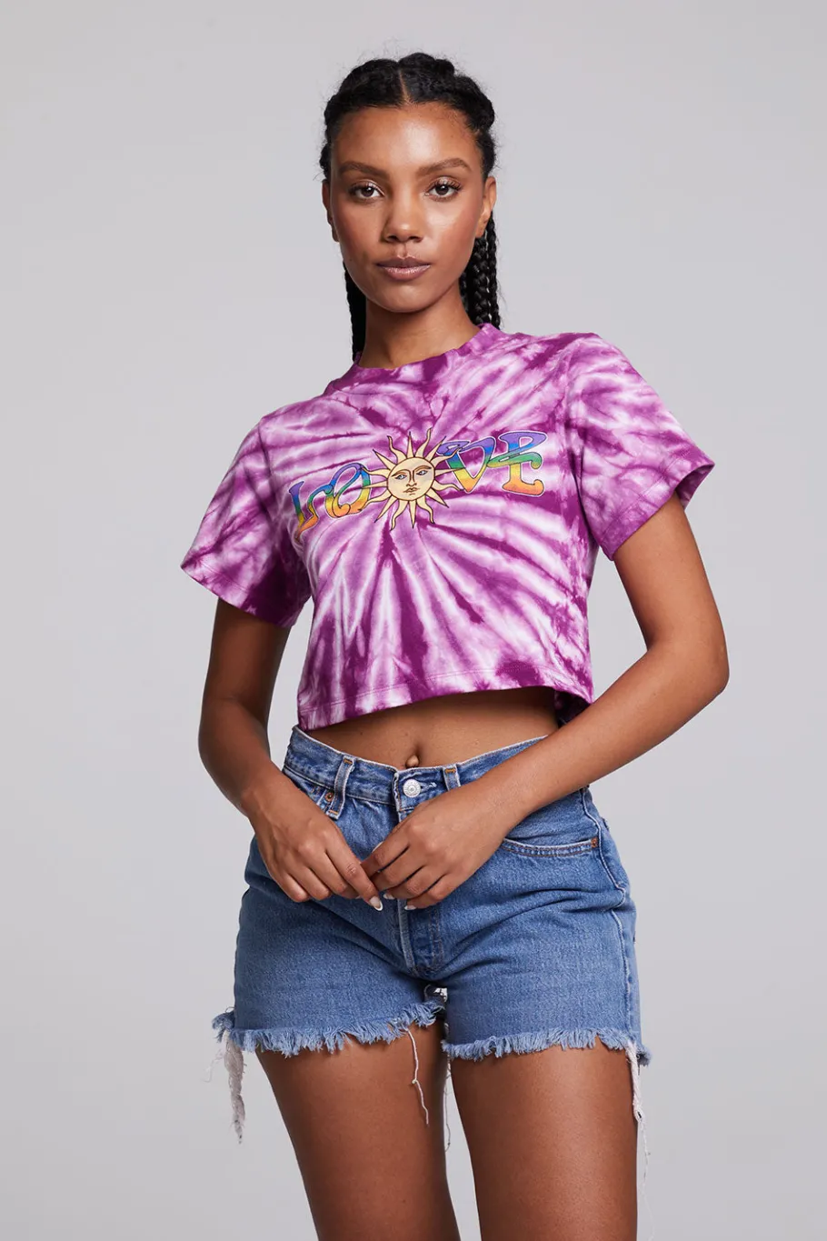 Outlet Chaser Brand Love Sun Crop Crew Neck Tee