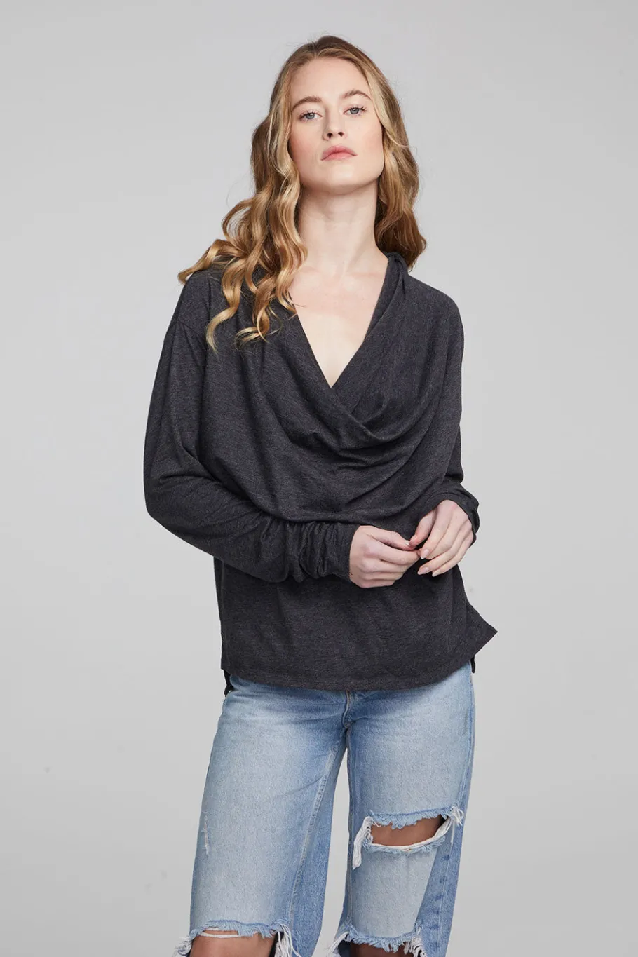 Outlet Chaser Brand Mela Shadow Black Long Sleeve
