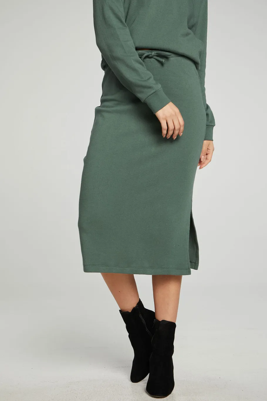 Discount Chaser Brand Midi Drawstring Skirt With Side Slit