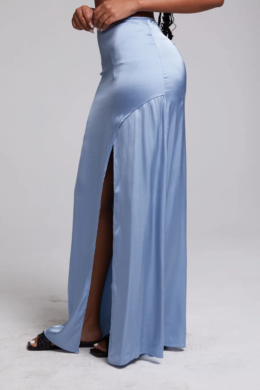Store Chaser Brand Noemi Blue Grotto Maxi Skirt