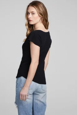 Online Chaser Brand Page Shadow Star Black Tee