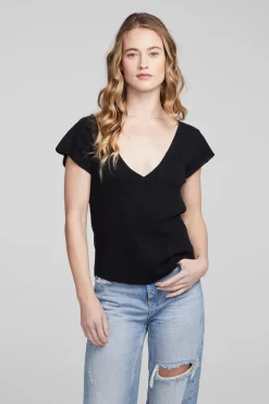 Online Chaser Brand Page Shadow Star Black Tee