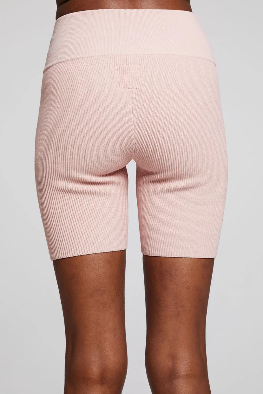 Outlet Chaser Brand Ramona Peach Whip Short