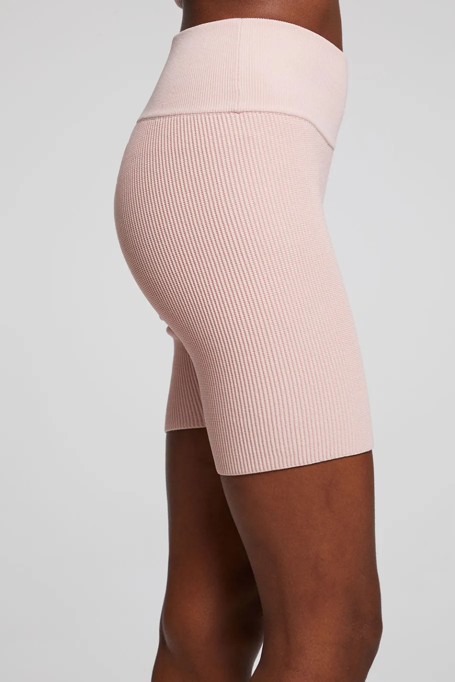 Outlet Chaser Brand Ramona Peach Whip Short