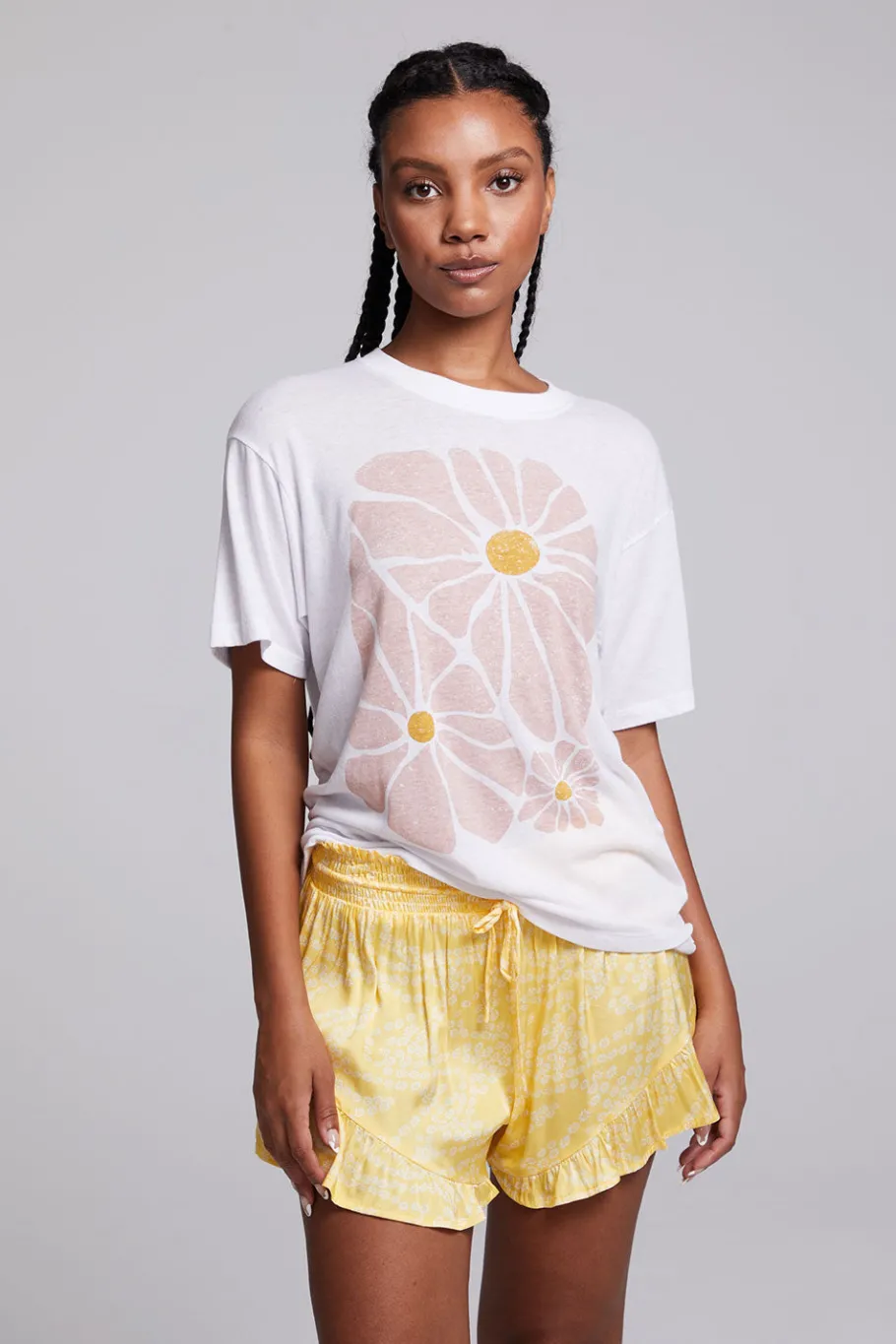 Sale Chaser Brand Retro Flowers Tee
