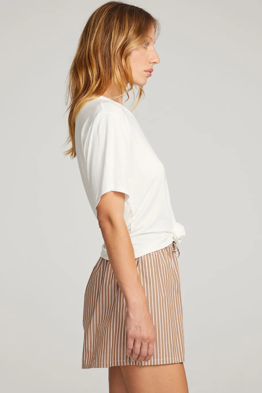 Store Chaser Brand Rosebud White Tee