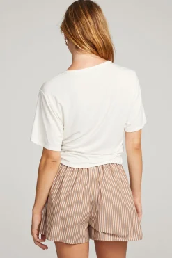 Store Chaser Brand Rosebud White Tee