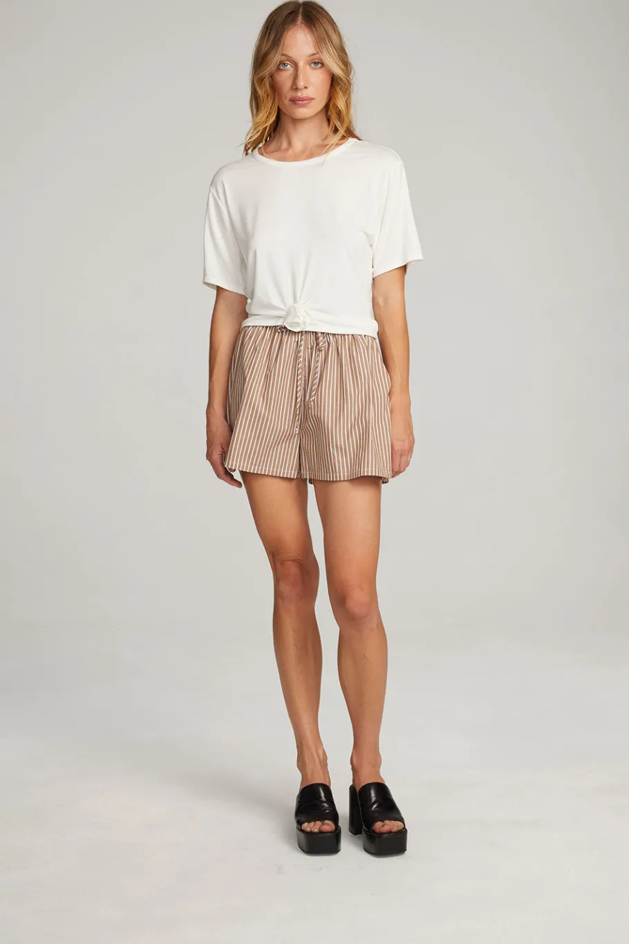 Store Chaser Brand Rosebud White Tee