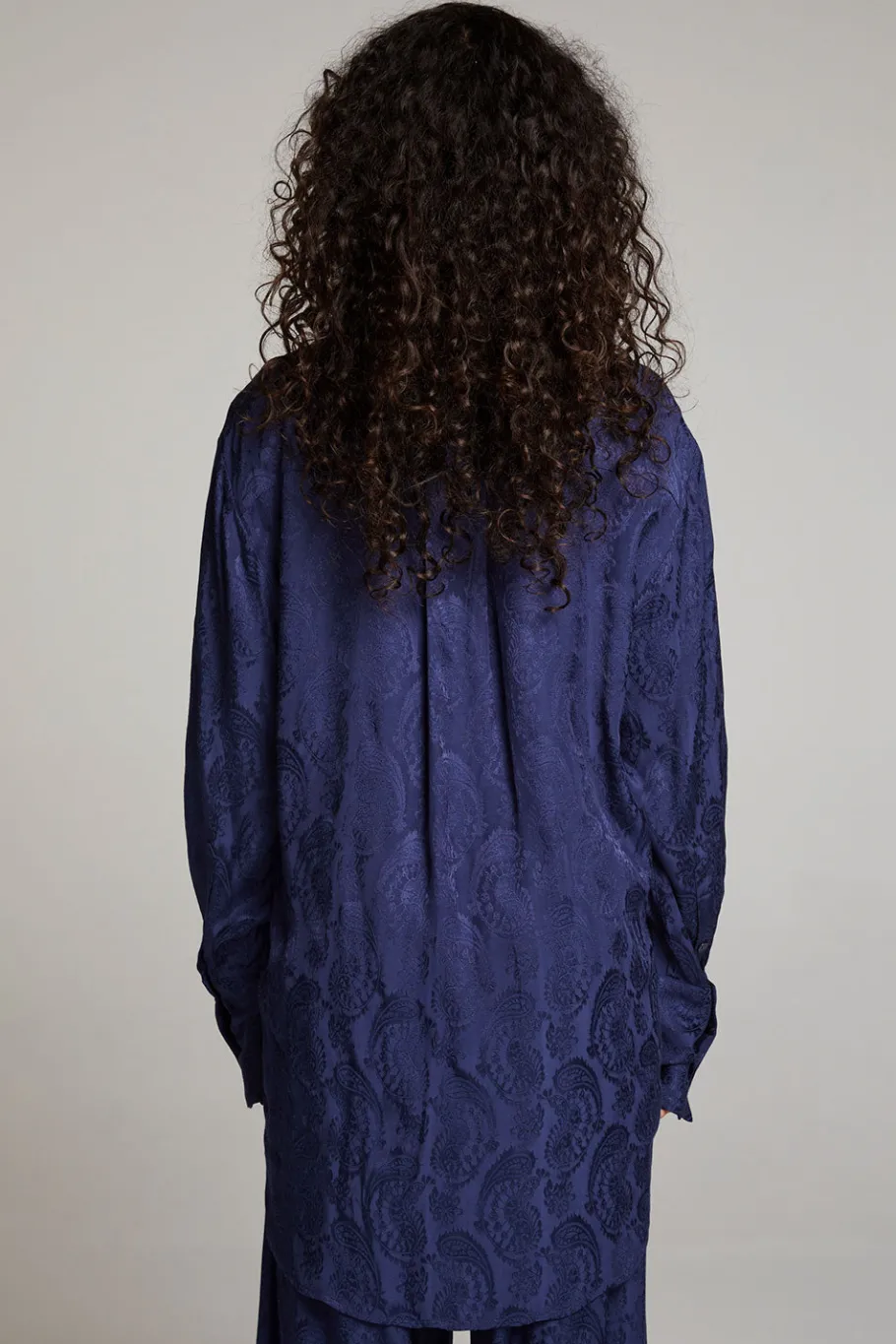 Store Chaser Brand Ruby Sapphire Button Up