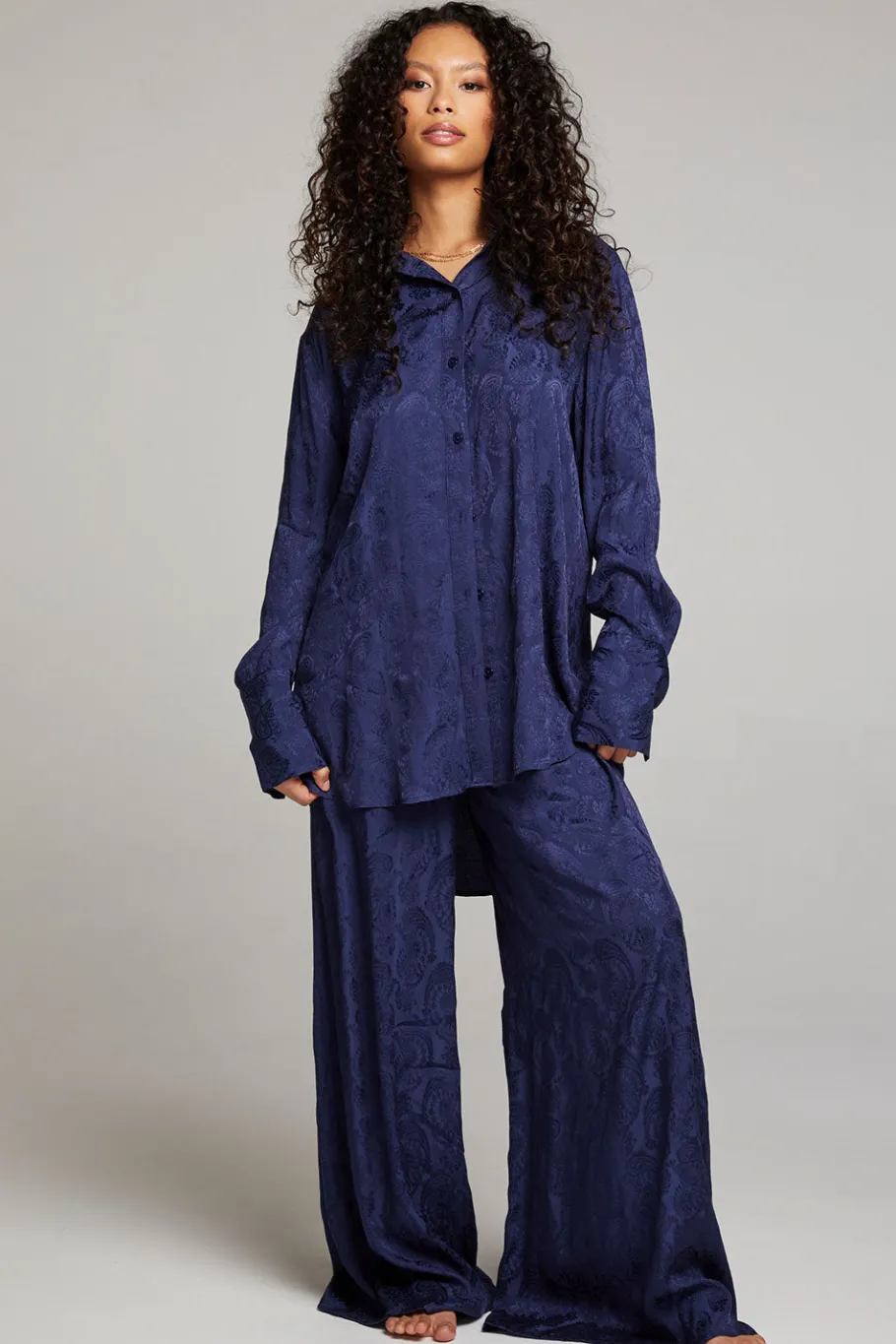 Store Chaser Brand Ruby Sapphire Button Up