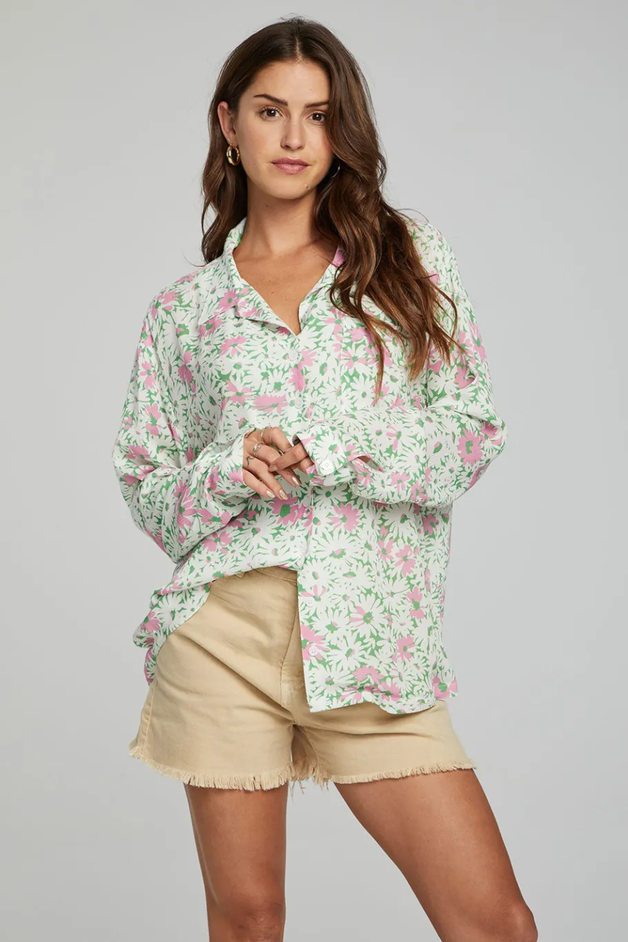 Online Chaser Brand Saville Button Down - Grass Daisy Floral