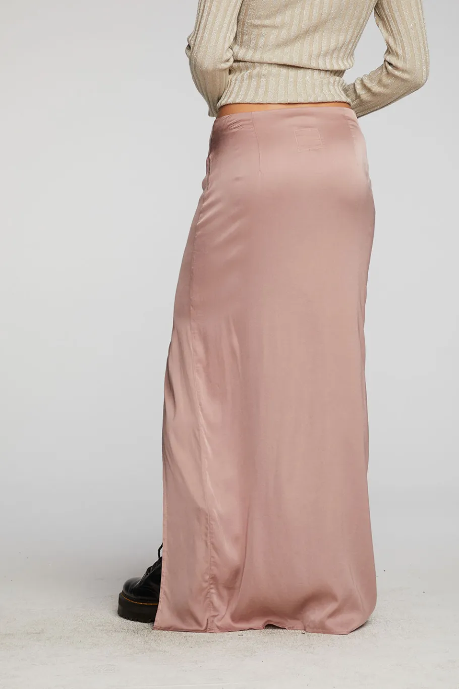 Discount Chaser Brand Stretch Silky Woven Midi Skirt