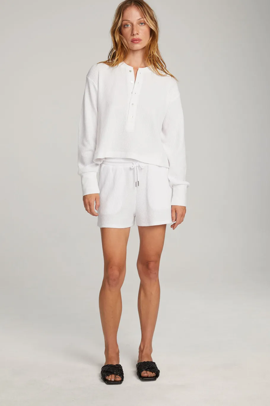 Best Sale Chaser Brand Thayne White Long Sleeve