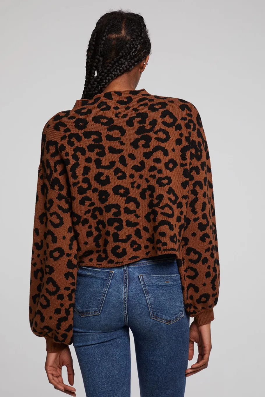 Store Chaser Brand Willie Old Town Leopard Pullover